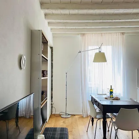 La Casina Di Alessia Lägenhet *